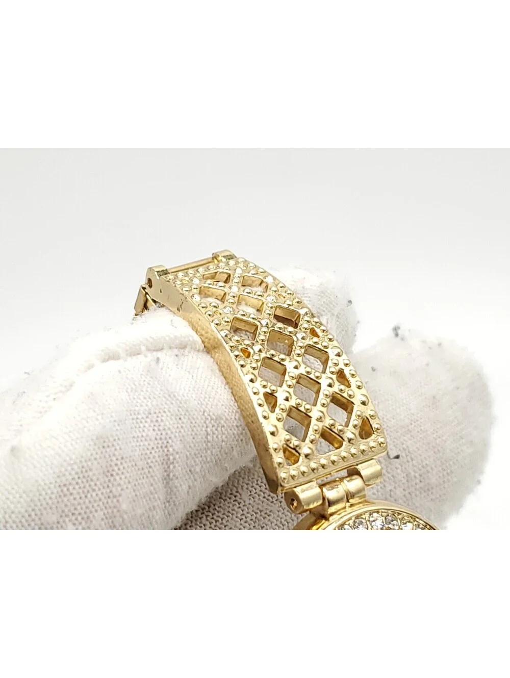 Peck & Peck Quartz Watch Womens New Battery Gold Tone White MOP Round Dial 24mm